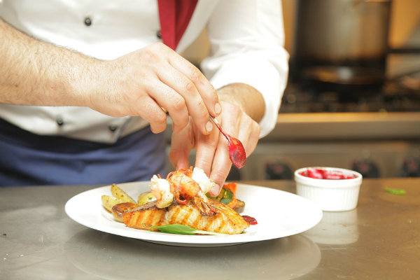 Auxiliar de catering en USA